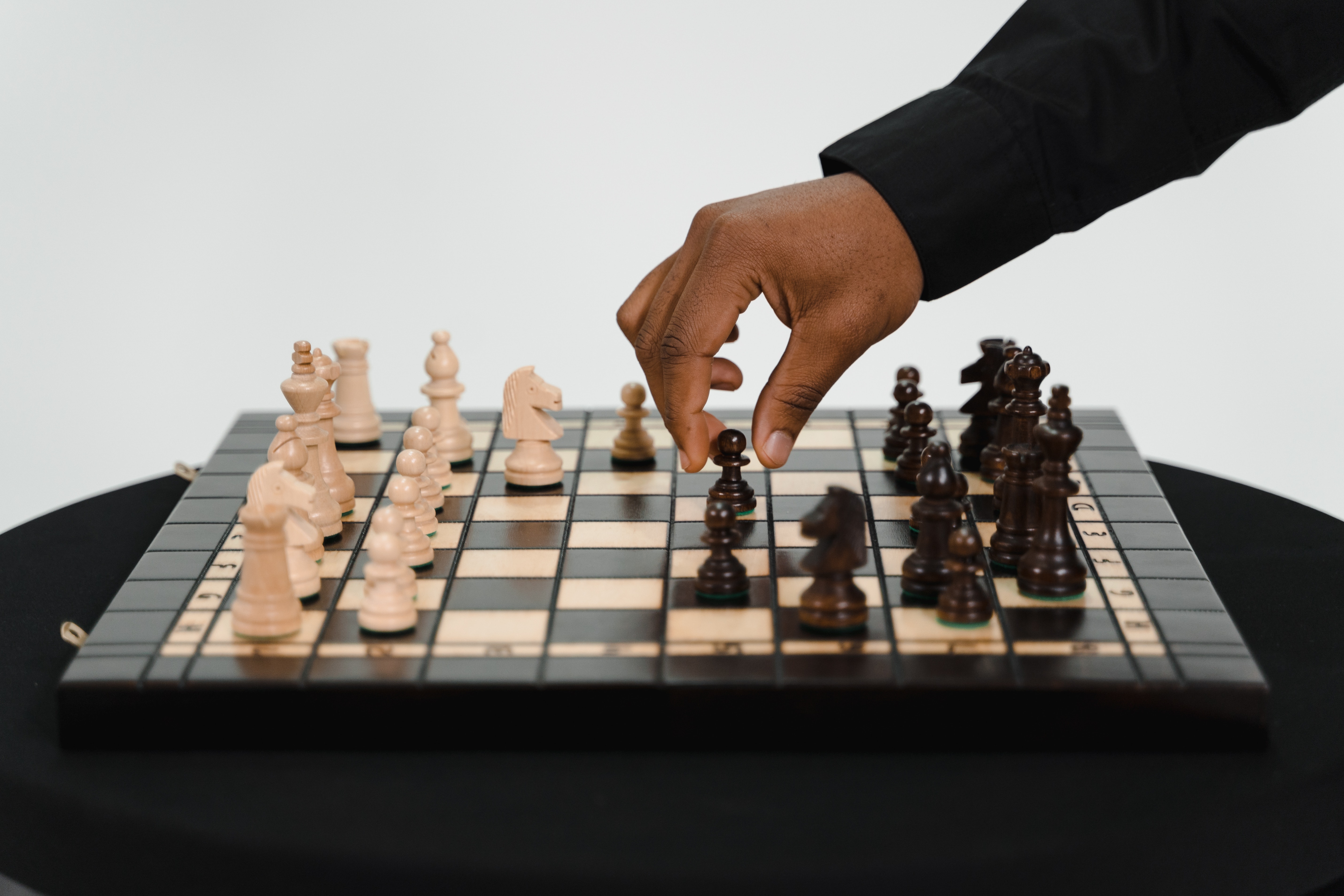 5 Most Amusing Chess Facts for Kids - HobSpace - Chess Blog